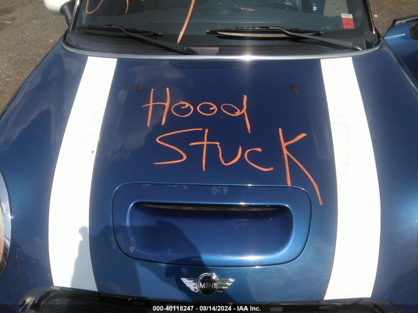 2008 Mini Cooper S VIN: WMWMF73558TV32318 Lot: 40118247