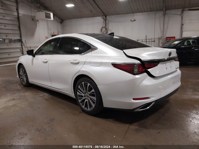 VIN 58ABZ1B16KU017587 2019 LEXUS ES 350