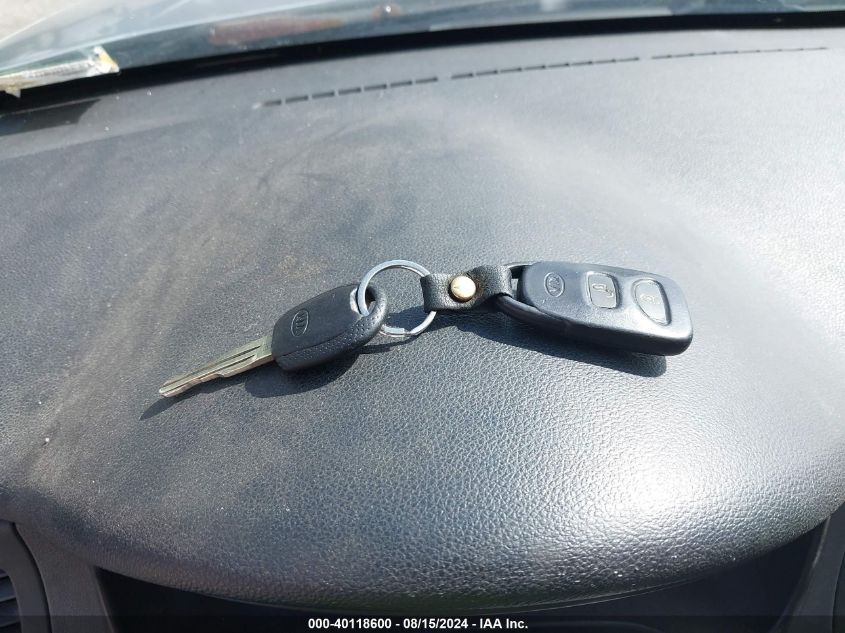 KNADE123X66085349 2006 Kia Rio Lx