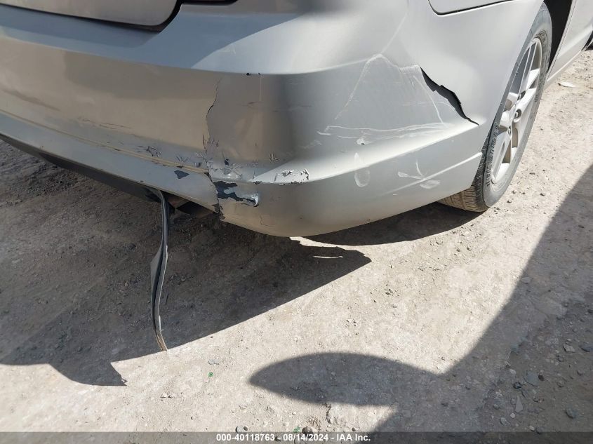 2010 Ford Fusion S VIN: 3FAHP0GAXAR393784 Lot: 40118763