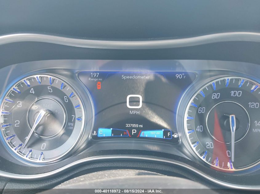 2018 Chrysler 300 Limited VIN: 2C3CCAEG9JH145975 Lot: 40118972