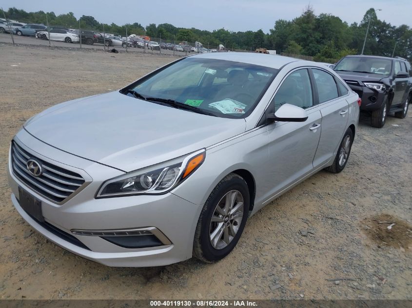 5NPE24AF3FH159052 2015 HYUNDAI SONATA - Image 2