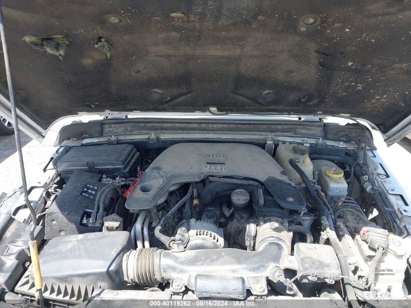 2018 JEEP WRANGLER UNLIMITED SAHARA 4X4 - 1C4HJXEG4JW155423