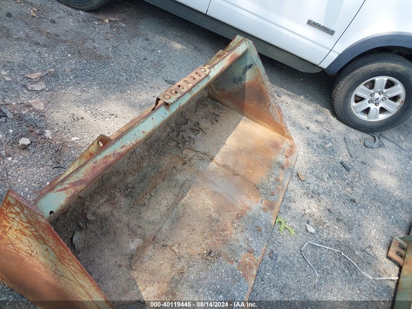 1999 SKID STEER BUCKET