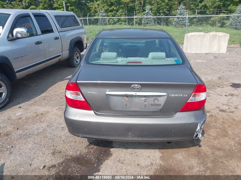 2004 Toyota Camry Le VIN: 4T1BE32KX4U930024 Lot: 40119593