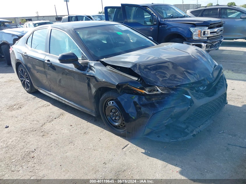 TOYOTA CAMRY SE 2019