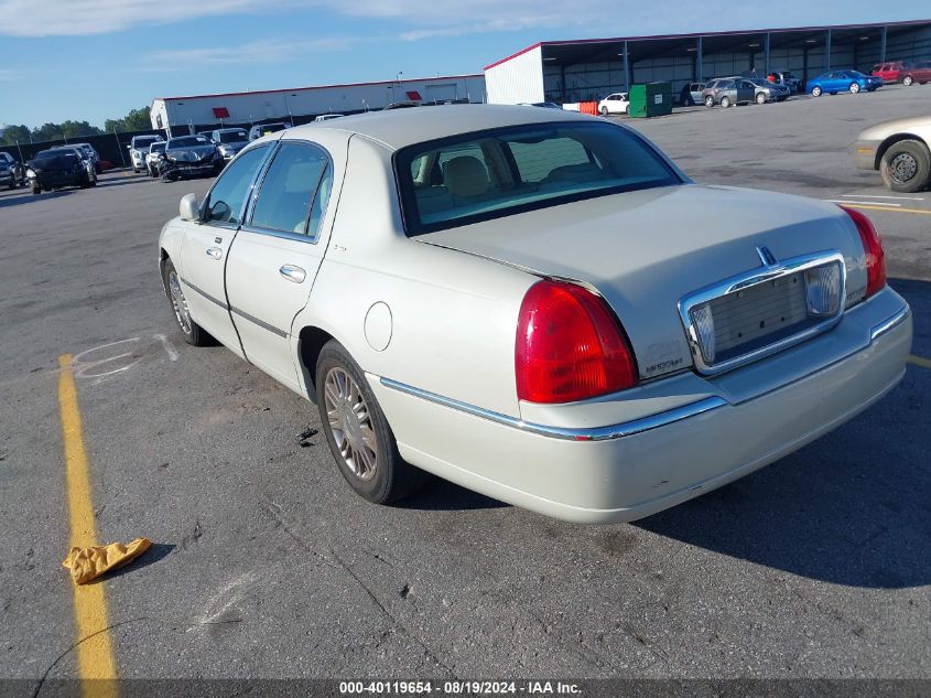 2006 Lincoln Town Car Designer Series VIN: 1LNHM83V06Y616395 Lot: 40119654