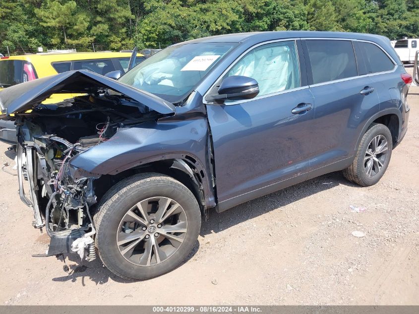 5TDZZRFH2KS299747 2019 TOYOTA HIGHLANDER - Image 2