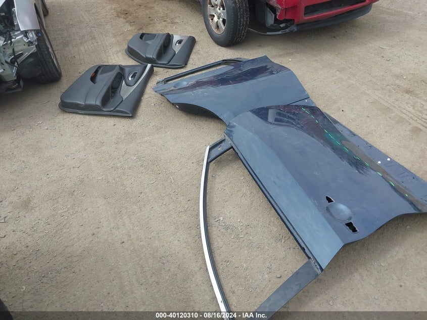 2015 Nissan Murano S/Sl/Sv/Platinum VIN: 5N1AZ2MH6FN248105 Lot: 40120310