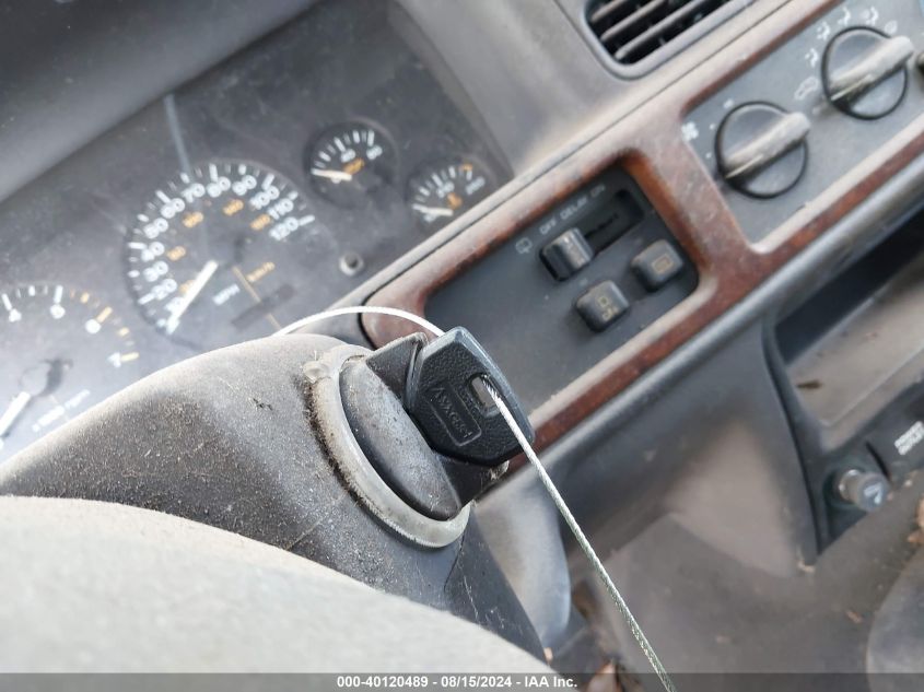 1997 Jeep Grand Cherokee Laredo/Tsi VIN: 1J4GX58Y4VC588065 Lot: 40120489