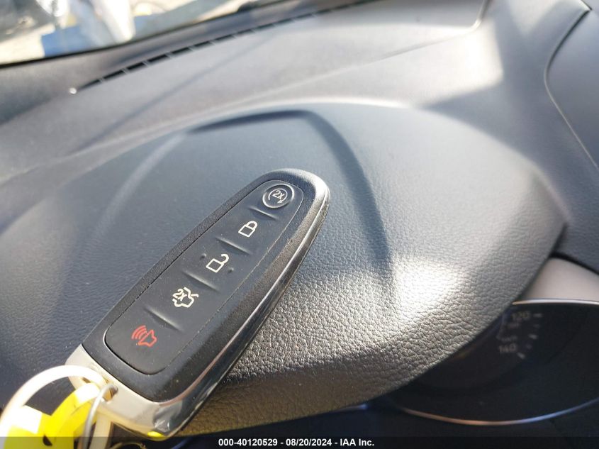 2017 Ford Escape Titanium VIN: 1FMCU0JD6HUA38755 Lot: 40120529