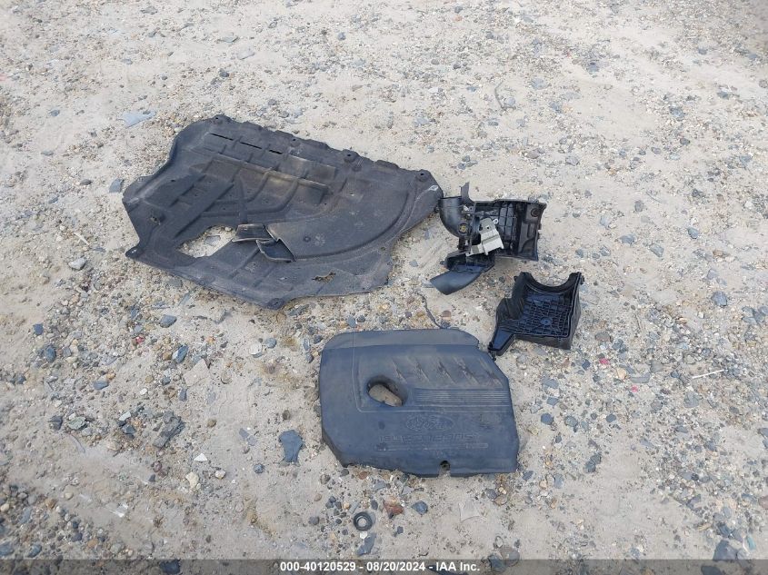 2017 Ford Escape Titanium VIN: 1FMCU0JD6HUA38755 Lot: 40120529