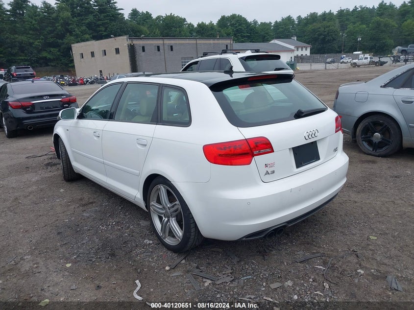 2013 Audi A3 2.0T Premium VIN: WAUMFAFM2DA034065 Lot: 40120651