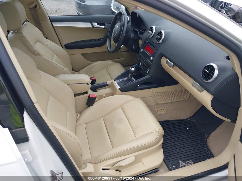 2013 Audi A3 2.0T Premium VIN: WAUMFAFM2DA034065 Lot: 40120651