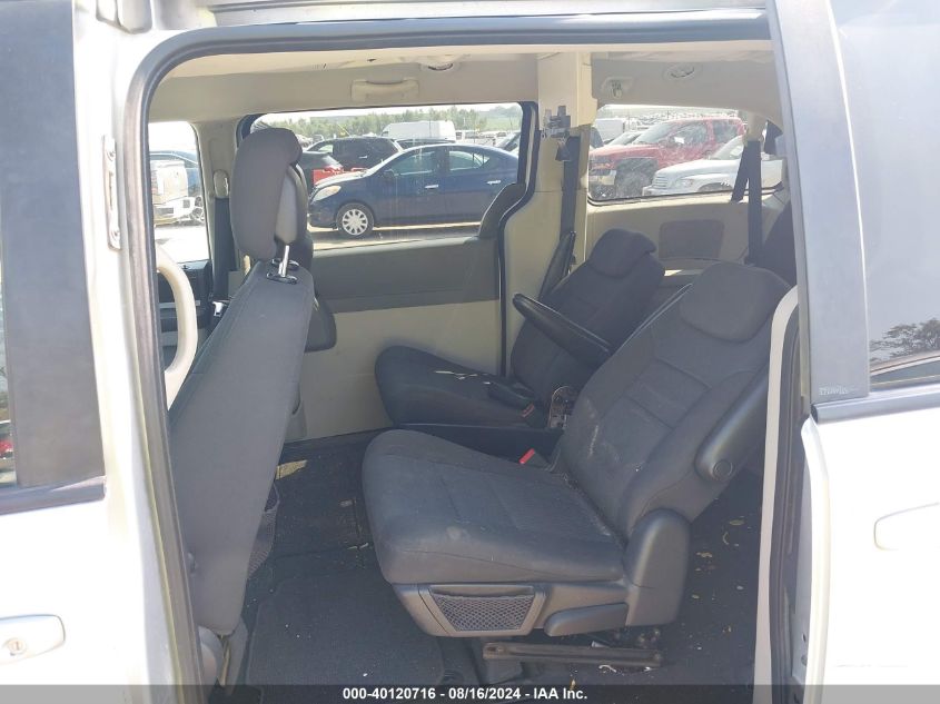 2010 Dodge Grand Caravan Sxt VIN: 2D4RN5D18AR496958 Lot: 40120716