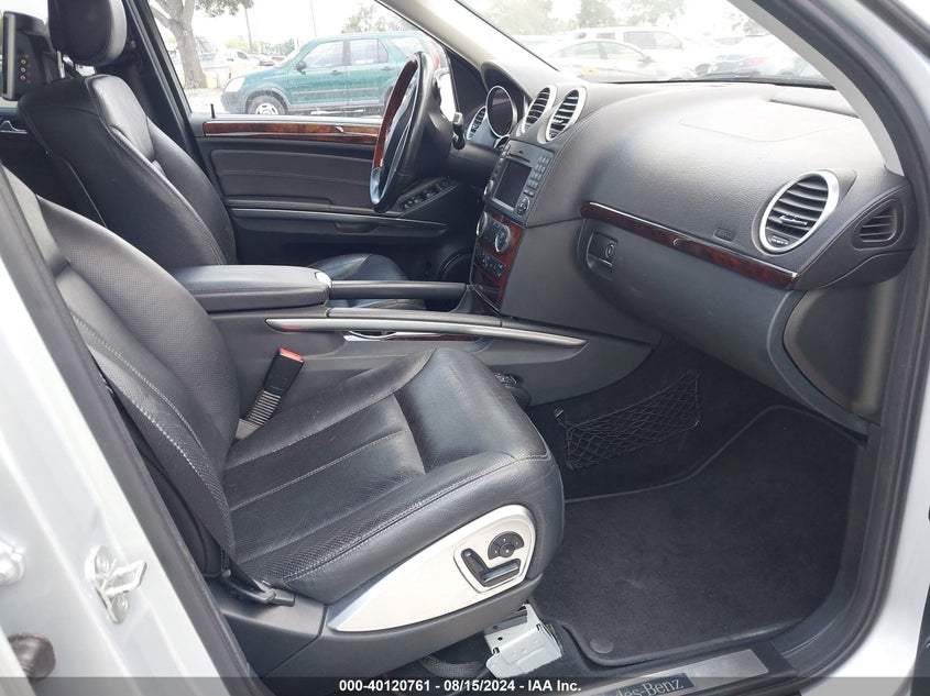 2009 Mercedes-Benz Gl 550 4Matic VIN: 4JGBF86E89A461961 Lot: 40120761