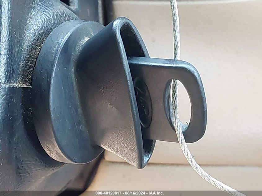 2000 Ford Ranger Xl/Xlt VIN: 1FTYR10C0YTA01216 Lot: 40120817