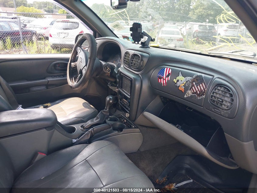 2003 Chevrolet Trailblazer Ltz