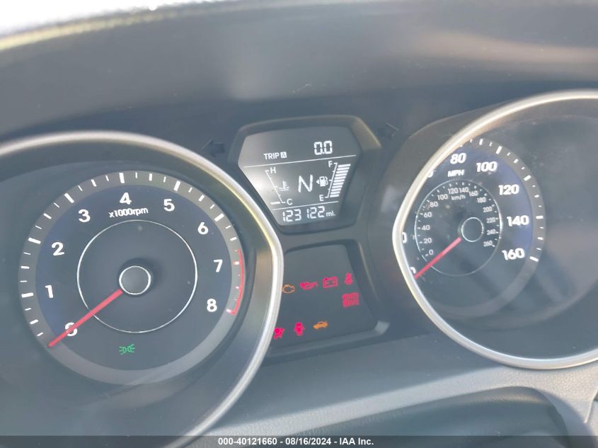 5NPDH4AE4EH475768 2014 Hyundai Elantra Limited