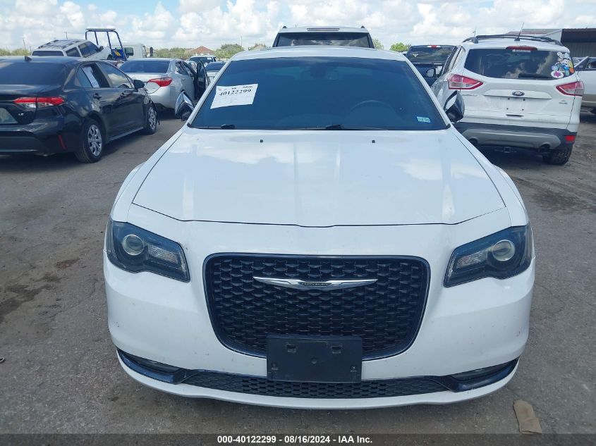 2019 Chrysler 300 S VIN: 2C3CCABG2KH593528 Lot: 40122299