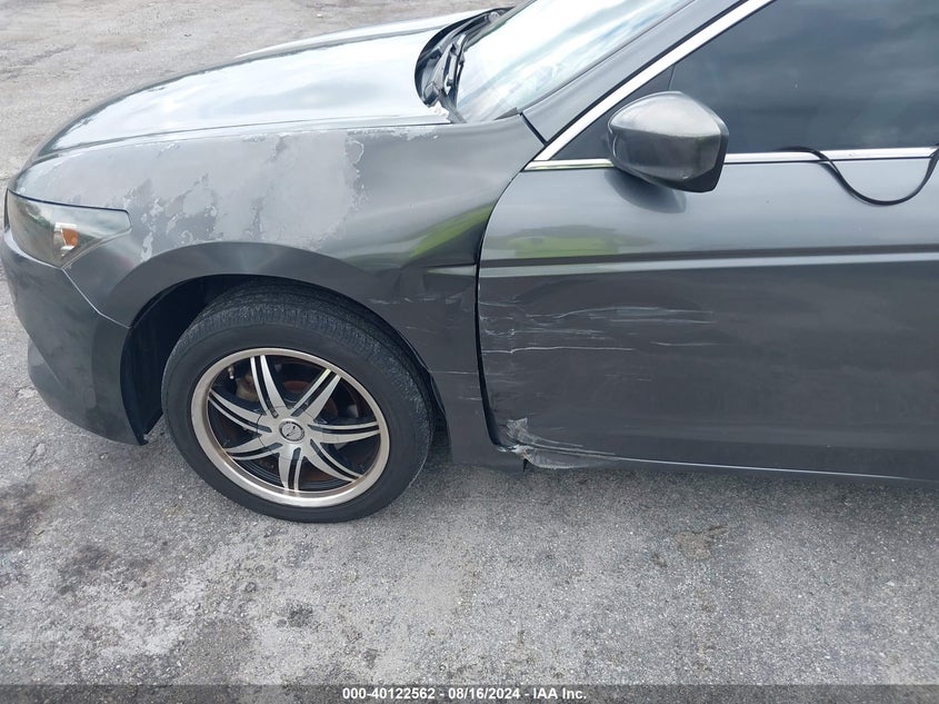 2010 Honda Accord Lx VIN: 1HGCS1B39AA014903 Lot: 40122562