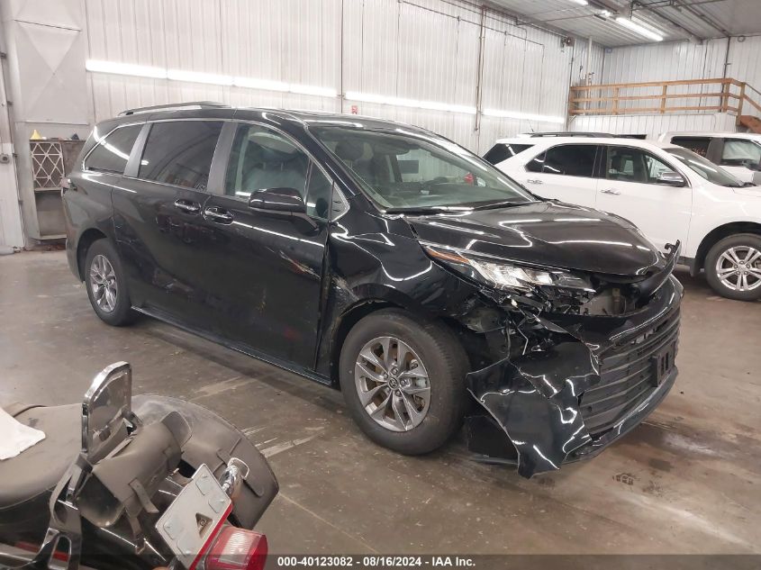 5TDJSKFC8PS093062 2023 TOYOTA SIENNA - Image 1