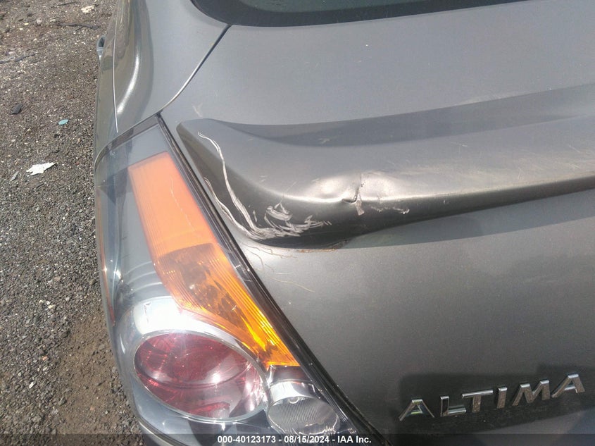 2008 Nissan Altima 2.5 S VIN: 1N4AL21E98N422693 Lot: 40123173