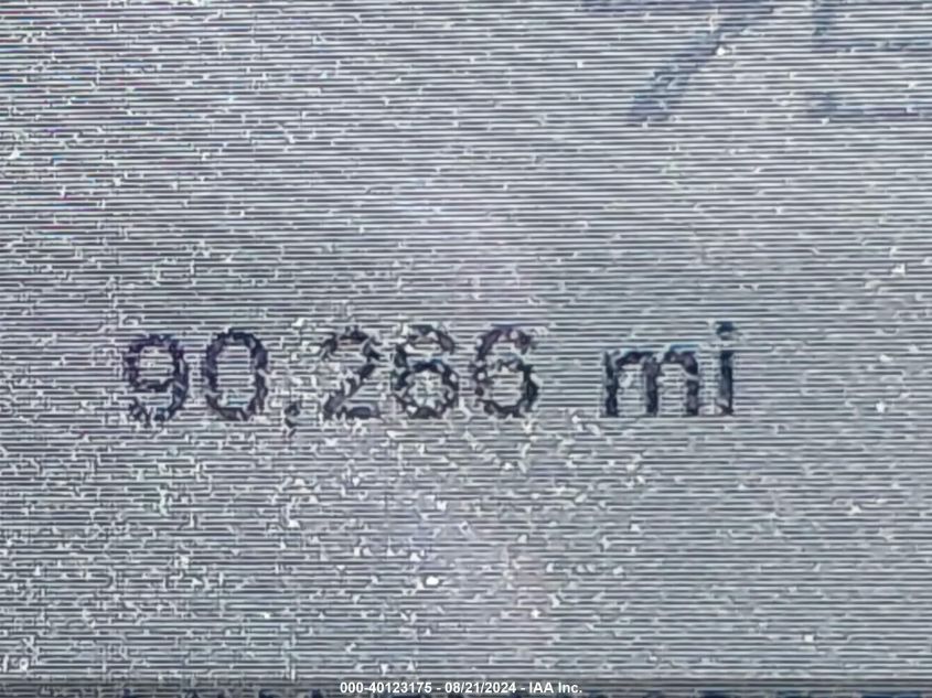 5YJXCBE26JF087949 2018 Tesla Model X 100D/75D/P100D