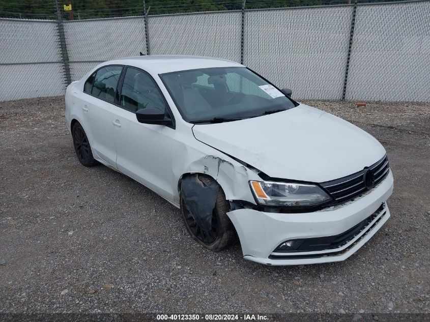 2016 Volkswagen Jetta 1.8T Sport VIN: 3VWD17AJ4GM240476 Lot: 40123350