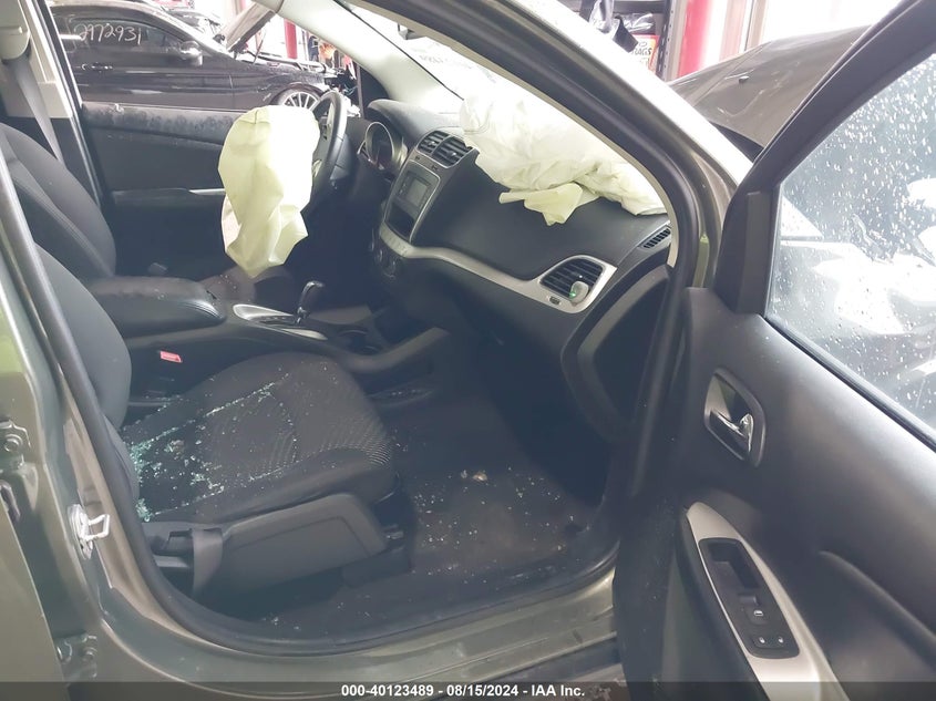 VIN 3C4PDCAB5HT582762 2017 DODGE JOURNEY SE
