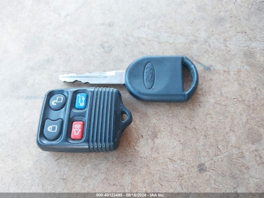 2004 Ford Expedition Eddie Bauer VIN: 1FMFU18L84LB88401 Lot: 40123495