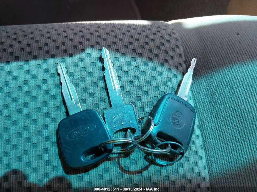 2002 Ford F-150 Lariat/Xl/Xlt VIN: 1FTRX07W52KB49282 Lot: 40123511