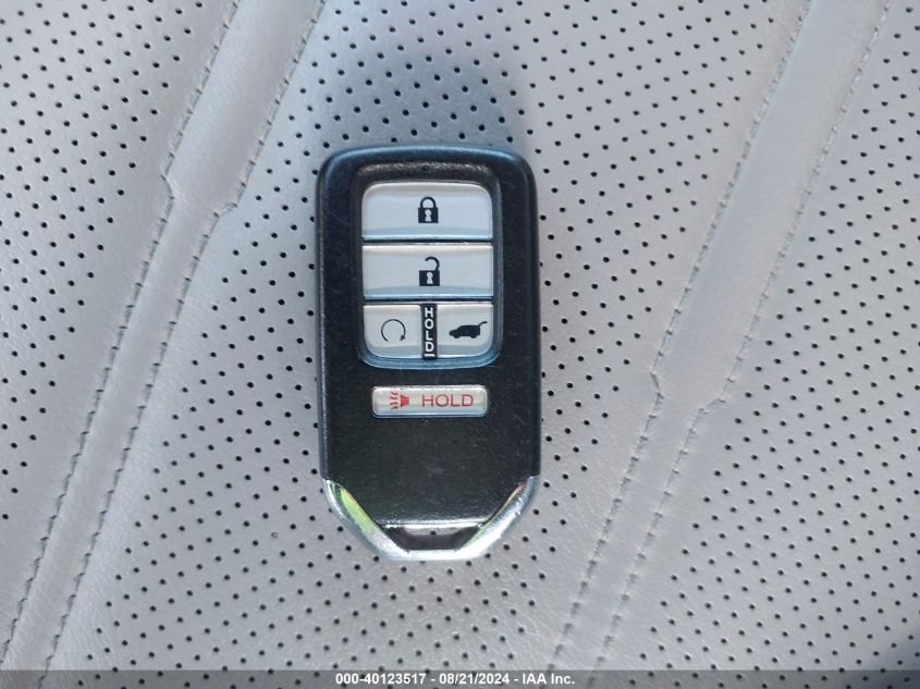 2HKRW2H98HH625796 2017 Honda Cr-V Touring