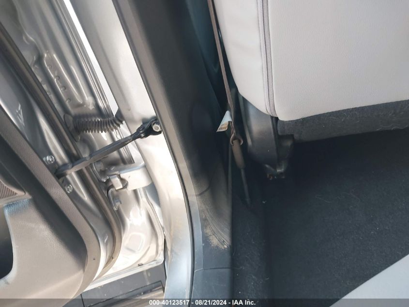 2HKRW2H98HH625796 2017 Honda Cr-V Touring