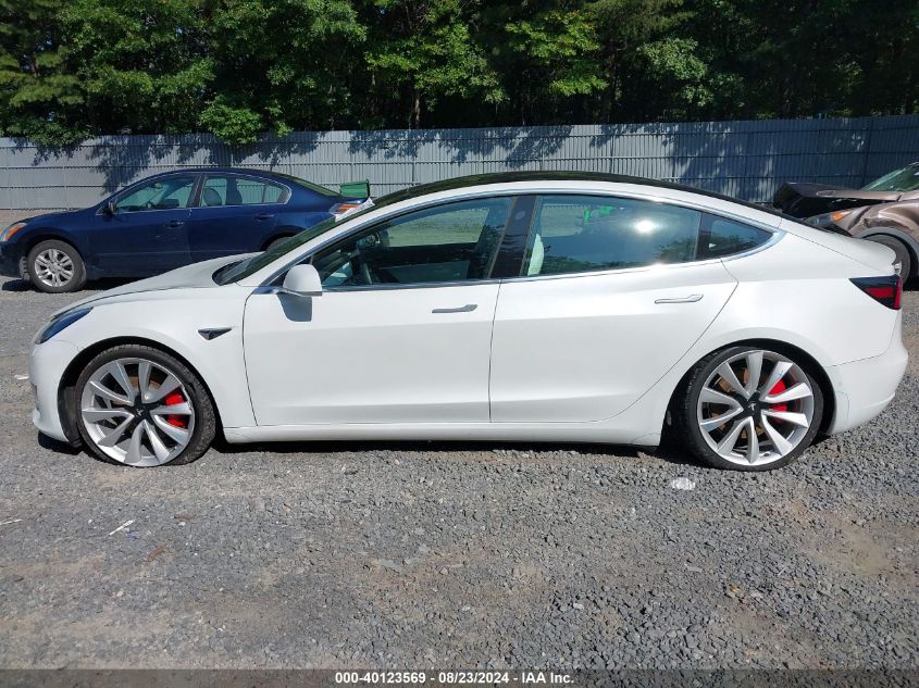 2019 Tesla Model 3 Long Range/Performance VIN: 5YJ3E1EBXKF487369 Lot: 40123569