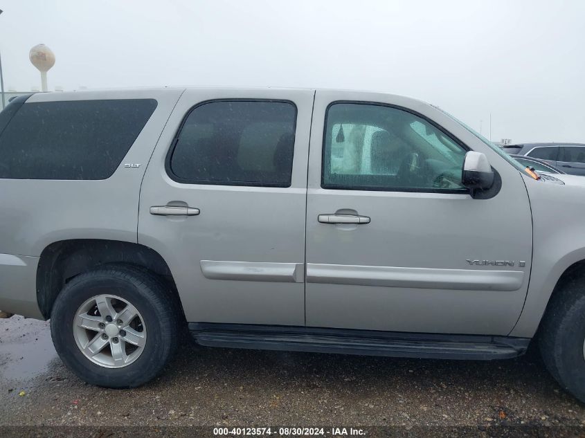 2007 GMC Yukon Slt VIN: 1GKFC13077J102052 Lot: 40123574