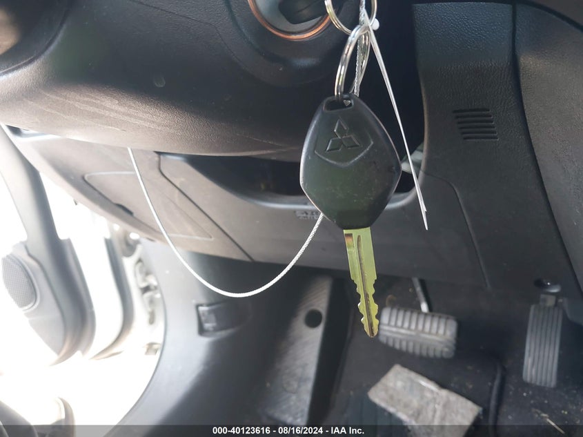 2015 Mitsubishi Outlander Sport Es VIN: 4A4AP3AUXFE022806 Lot: 40123616