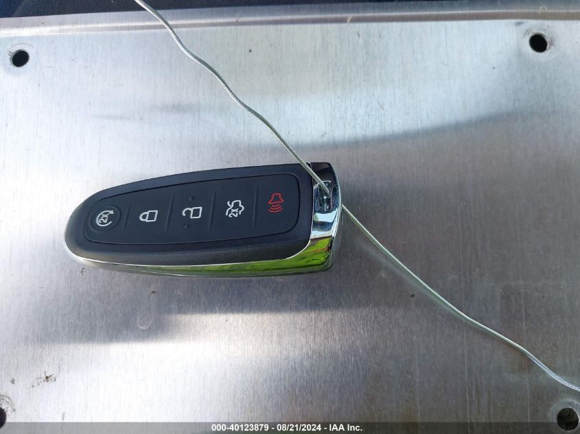 2017 Ford Escape Titanium VIN: 1FMCU9JD5HUC95622 Lot: 40123879