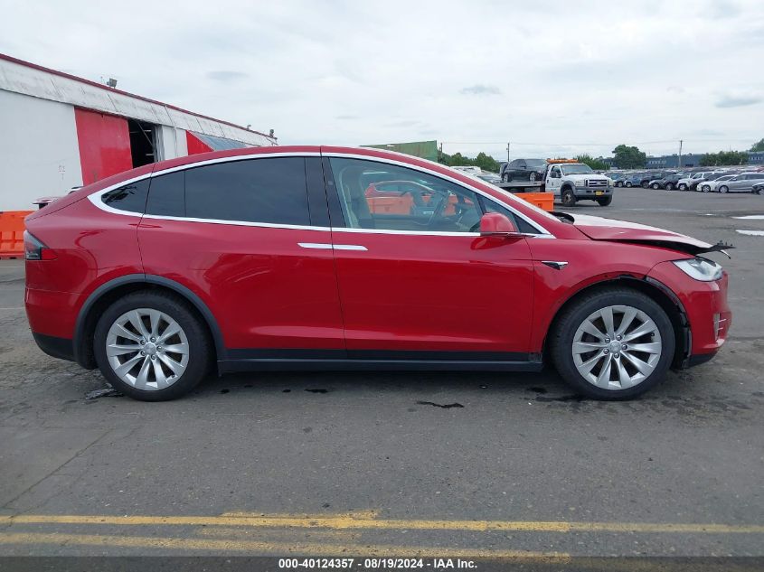 5YJXCBE22JF114760 2018 Tesla Model X 100D/75D/P100D