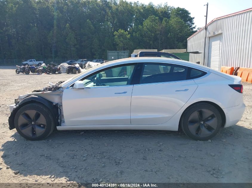 2018 Tesla Model 3 Long Range/Mid Range VIN: 5YJ3E1EA5JF168533 Lot: 40124391