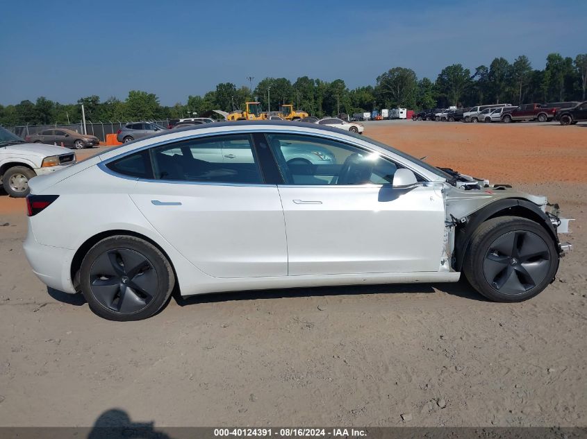 2018 Tesla Model 3 Long Range/Mid Range VIN: 5YJ3E1EA5JF168533 Lot: 40124391