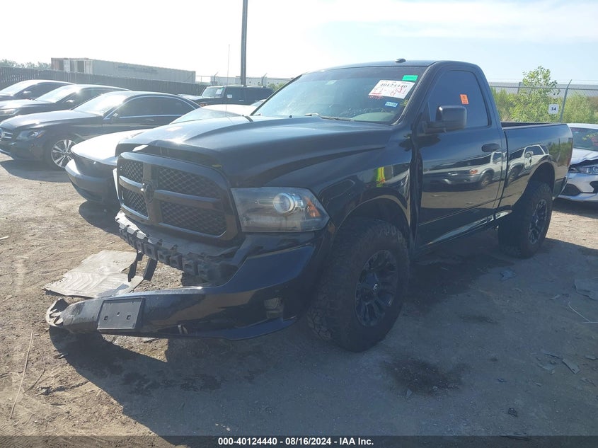 2015 RAM 1500 EXPRESS - 3C6JR7ATXFG533092