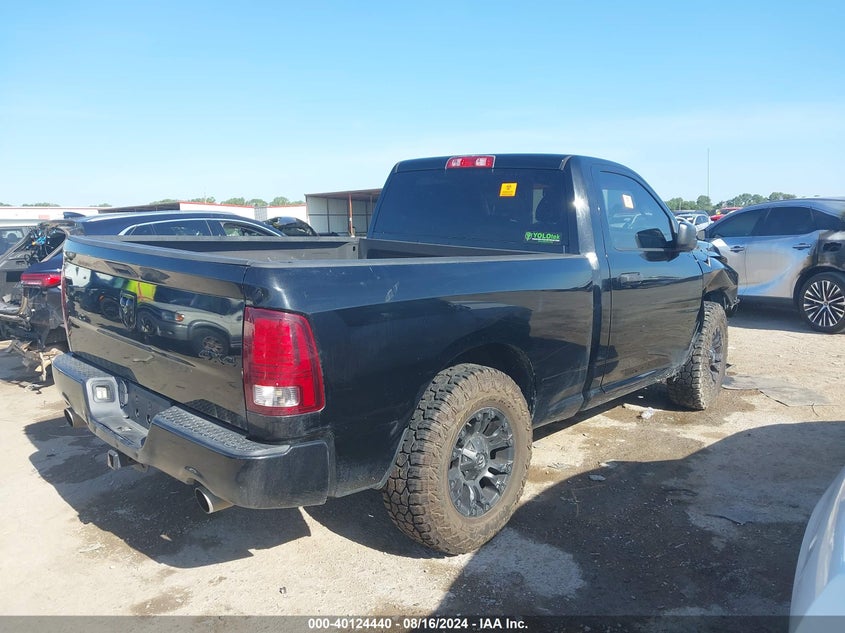 2015 RAM 1500 EXPRESS - 3C6JR7ATXFG533092