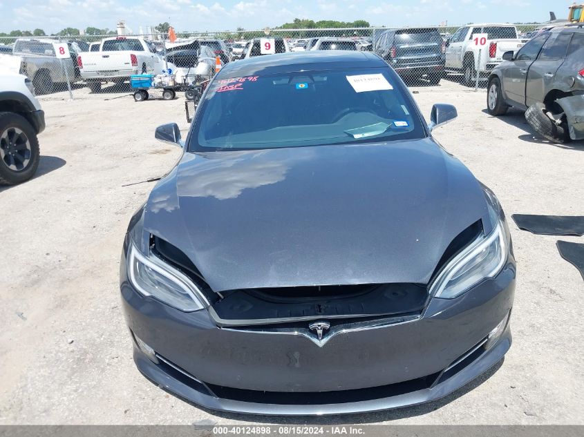 2016 Tesla Model S 60D/70D/75D/85D/90D VIN: 5YJSA1E25GF176785 Lot: 40124898