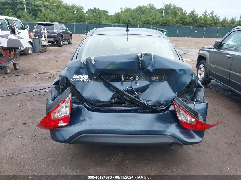 2016 NISSAN VERSA 1.6 S - 3N1CN7APXGL842198