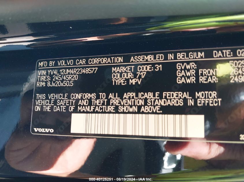 2024 Volvo Xc40 B5 Ultimate Dark Theme VIN: YV4L12UM4R2348577 Lot: 40125251