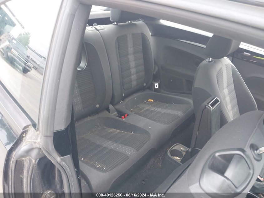 2013 VOLKSWAGEN BEETLE 2.0T TURBO - 3VWVA7AT1DM620893