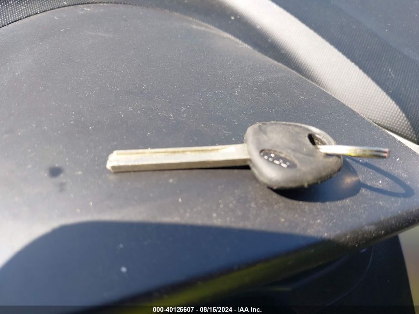 2013 Hyundai Accent Gs VIN: KMHCT5AE1DU138362 Lot: 40125607