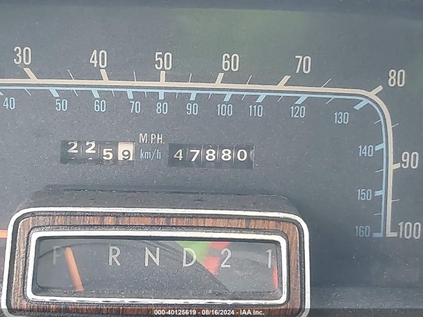 1977 Chrysler Newport VIN: CL41N7D192138 Lot: 40125619