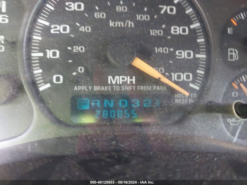 2001 Chevrolet Tahoe Ls VIN: 1GNEK13T91R182281 Lot: 40125653